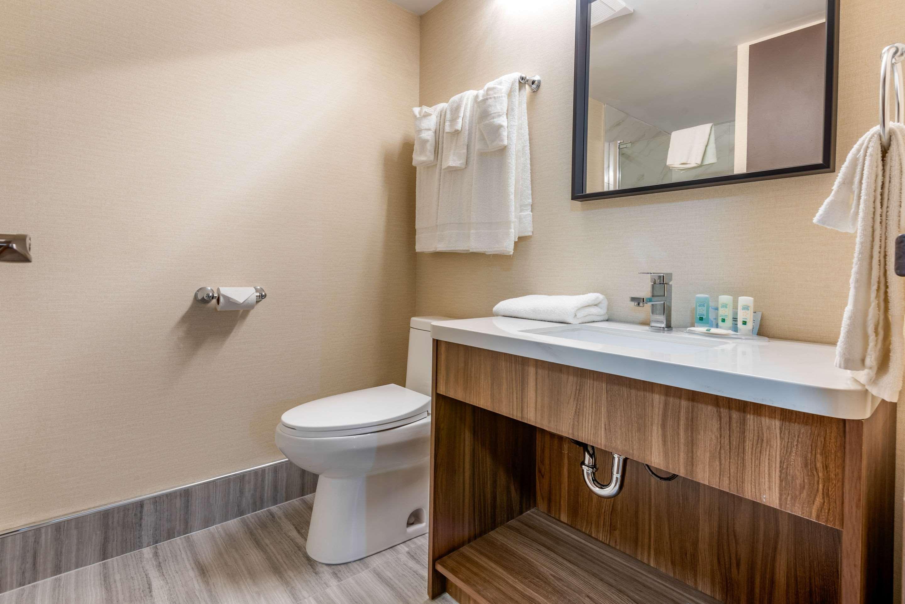 Quality Inn & Suites Niagara Falls Luaran gambar